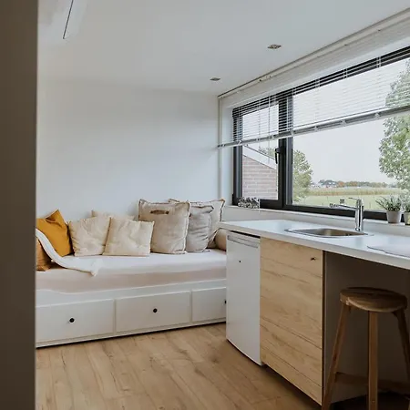 לינה וארוחת בוקר Vida *