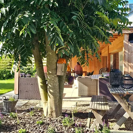 Vida فندق مبيت وإفطار